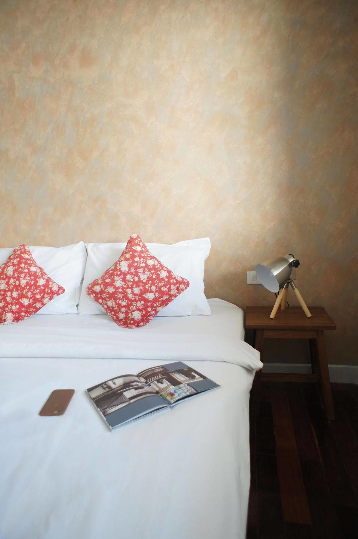 อยู่ดี โคซี เบดแอนด์เบรคฟาสต์ Hotel เชียงใหม่ ภายนอก รูปภาพ
